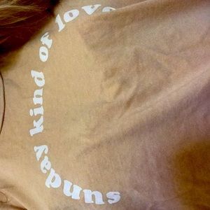 Sunday kind of love!! Casual yellow top with positive message!! ❤️